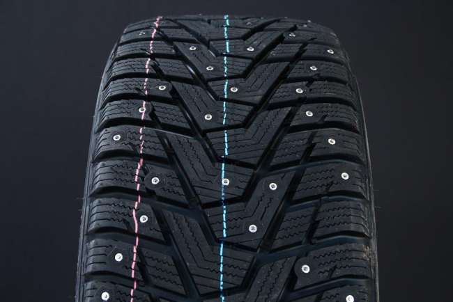 275/60R20 HANKOOK WINTER I*PIKE RS2 W429X DUBB