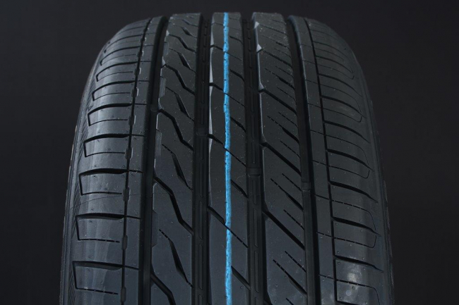 225/40R19 LANDSAIL LS588 UHP RUNFLAT i gruppen DCK / SOMMARDCK hos Svenska Gummihuset AB (S1922540LANDLS588RFT)