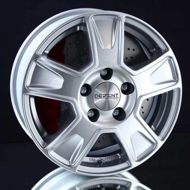 DEZENT VAN SILVER 6,5X16 i gruppen FLGAR / ALUMINIUMFLGAR hos Svenska Gummihuset AB (A161145H65DEZVAN661)