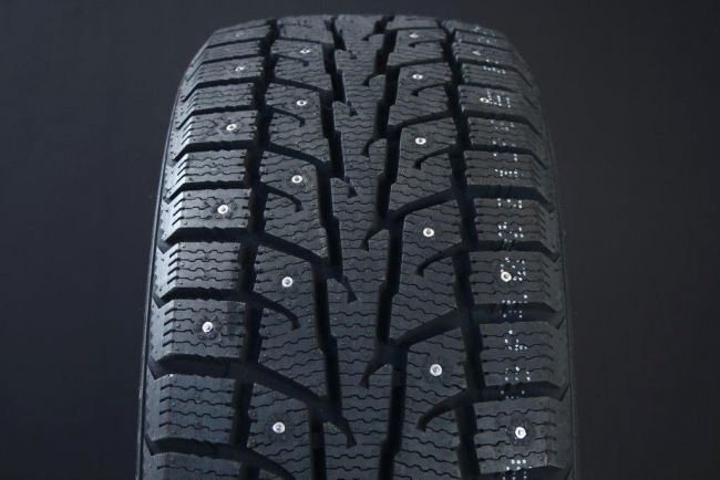 235/45R19 DYNAMO SNOW-H MWS01 DUBB i gruppen DCK / VINTERDCK DUBB hos Svenska Gummihuset AB (D1923545DYNSNODU1)