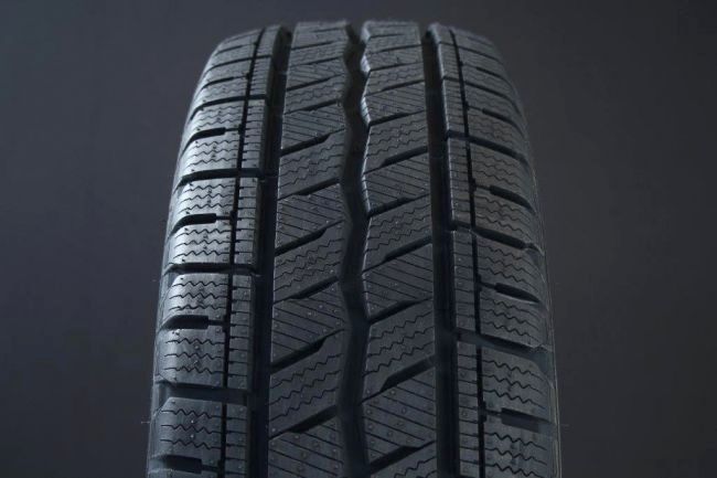 225/70R15 HANKOOK WINTER RW12 C-DCK FRIKTION i gruppen DCK / VINTERDCK FRIKTION hos Svenska Gummihuset AB (F1522570HANKRW12)