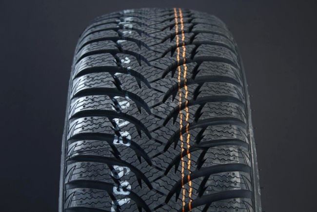 195/50R16 KUMHO WINTERCRAFT WP51 FRIKTION i gruppen DCK / VINTERDCK FRIKTION hos Svenska Gummihuset AB (F1619550KUMHWP51)