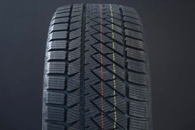235/40R19 MAZZINI SNOW LEOPARD 2 FRIKTION i gruppen DCK / VINTERDCK FRIKTION hos Svenska Gummihuset AB (F1923540MAZSNLE2)
