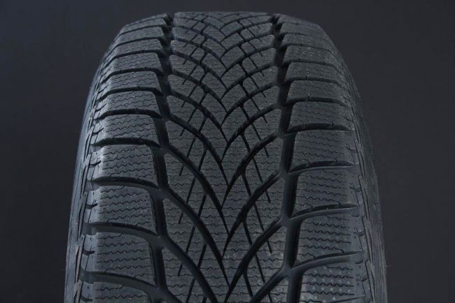 235/45R17 GOODYEAR ULTRA GRIP ICE 2 FRIKTION DOT2021 i gruppen DCK / VINTERDCK FRIKTION hos Svenska Gummihuset AB (F1723545GOODUG2DOT)