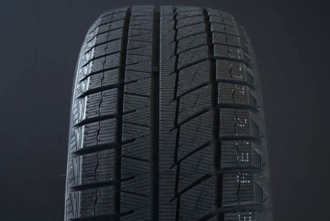 245/50R19 SAILUN ICE BLAZER ARCTIC EVO FRIKTION RUNFLAT i gruppen DCK / VINTERDCK FRIKTION hos Svenska Gummihuset AB (F1924550SAILARCEVRUNF)