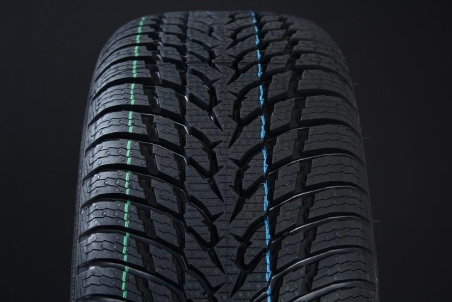 195/55R16 NOKIAN WR SNOWPROOF RUNFLAT FRIKTION i gruppen DCK / VINTERDCK FRIKTION hos Svenska Gummihuset AB (F1619555NOKISNOWRF)