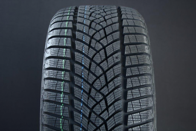 265/50R20 GOODYEAR ULTRAGRIP ICE SUV G1 FRIKTION