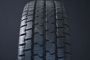 225/75R16 CONTINENTAL VANCO FOUR SEASON 2 C-D�CK DEMO