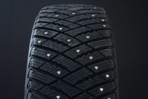 185/55R15 GOODYEAR ULTRA GRIP ICE ARCTIC DUBB DOT2023
