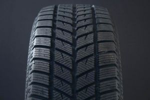 DYNAMO 175/65R15 SNOW-H MWH01 FRIKTION