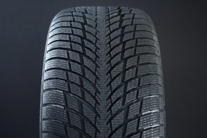 NOKIAN 235/40R18 WR SNOWPROOF P FRIKTION