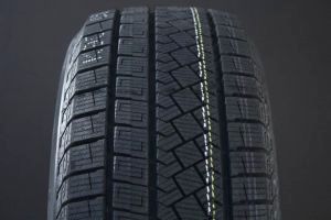 PIRELLI 235/65R17 WINTER ICE ZERO ASIMMETRICO FRIKTION