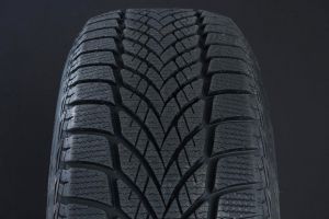 GOODYEAR 255/45R19 ULTRA GRIP ICE 2+ FRIKTION