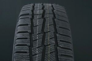 MICHELIN 225/70R15 AGILIS ALPIN C-Däck FRIKTION