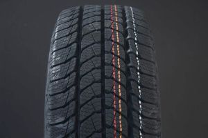 195/60R16 UNIROYAL SNOWMAX 3 C-DÄCK FRIKTION