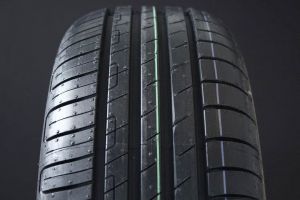 GOODYEAR 205/55R17 EFFICIENTGRIP PERFORMANCE DEMO