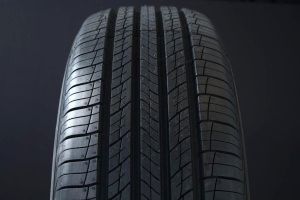 LANDSAIL 215/70R16 CLV2