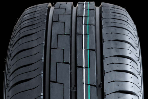 175/0R14 Tracmax X-PRIVILO RF19 C-DÄCK
