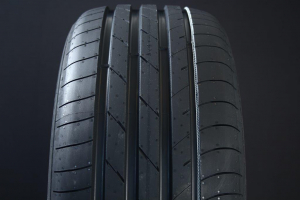 NOKIAN 235/45R21 HAKKA BLACK 3 SUV