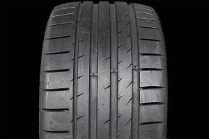 215/40R18 GRIPMAX SUREGRIP PRO SPORT