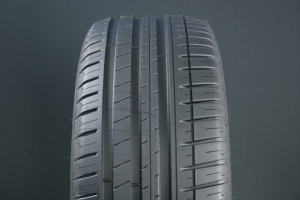 MICHELIN 255/40R18 PILOT SPORT 3