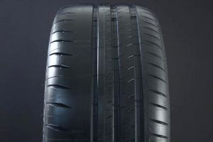 MICHELIN 245/30R20 PILOT SPORT CUP 2