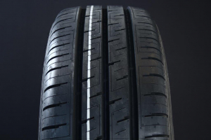 225/70R15 NOKIAN HAKKA VAN C-DCK