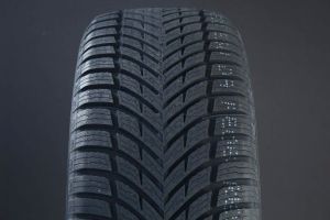 165/60R15 Nokian Seasonproof 1