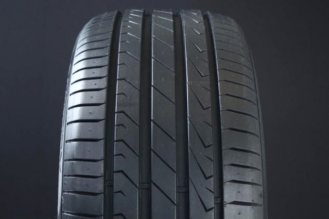 205/50R17 LANDSAIL SENTURY QIRIN 990 i gruppen DCK / SOMMARDCK hos Svenska Gummihuset AB (S1720550LANSEQI990)