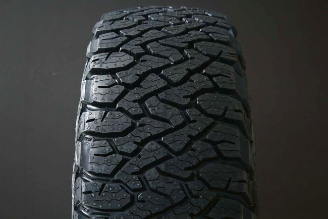 235/85R16 B.F. GOODRICH ALL TERRAIN T/A KO3 i gruppen DCK / SOMMARDCK hos Svenska Gummihuset AB (S1623585BFGOATKO3)
