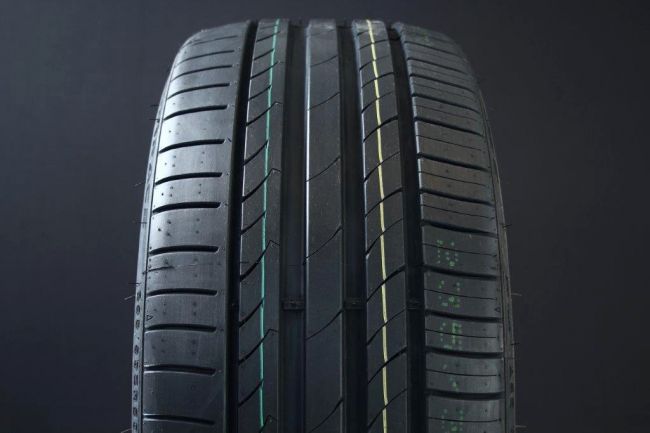 225/35R20 TOMASON SPORTRACE i gruppen DCK / SOMMARDCK hos Svenska Gummihuset AB (S2022535TOSPRA)