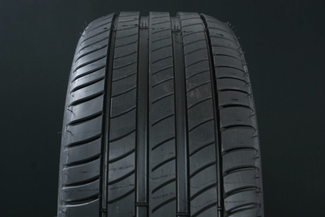 215/45R16 MICHELIN PRIMACY 3 i gruppen DCK / SOMMARDCK hos Svenska Gummihuset AB (S1621545MICHPRIM3)