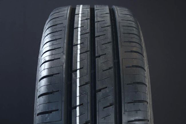 215/60R16 NOKIAN HAKKA VAN C-D�CK DOT2023 i gruppen D�CK / SOMMARD�CK hos Svenska Gummihuset AB (S1621560NOKHAVADOT)