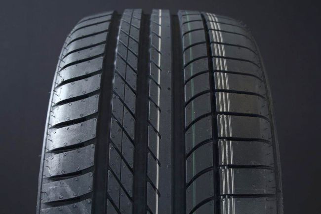 245/50R19 GOODYEAR EAGLE F1 ASYMMETRIC SUV RUNFLAT i gruppen DCK / SOMMARDCK hos Svenska Gummihuset AB (S1924550GOF1ASSRF)