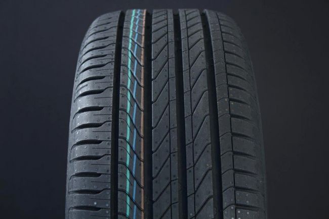 185/60R15 CONTINENTAL ULTRA CONTACT i gruppen DCK / SOMMARDCK hos Svenska Gummihuset AB (S1518560COULCO)