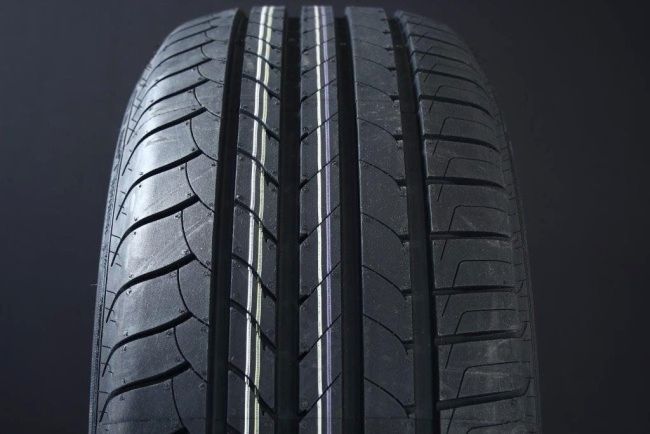 235/55R17 GOODYEAR EFFICIENTGRIP i gruppen DCK / SOMMARDCK hos Svenska Gummihuset AB (S1723555GOODEFFI)