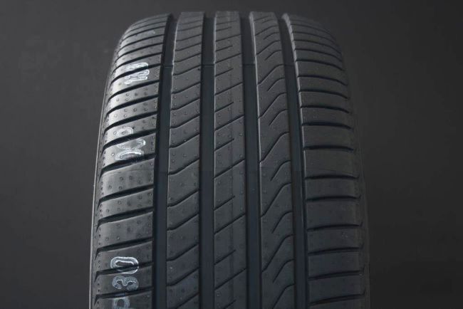 235/45R19 PIRELLI CINTURATO C3 i gruppen D�CK / SOMMARD�CK hos Svenska Gummihuset AB (S1923545PICINC3)