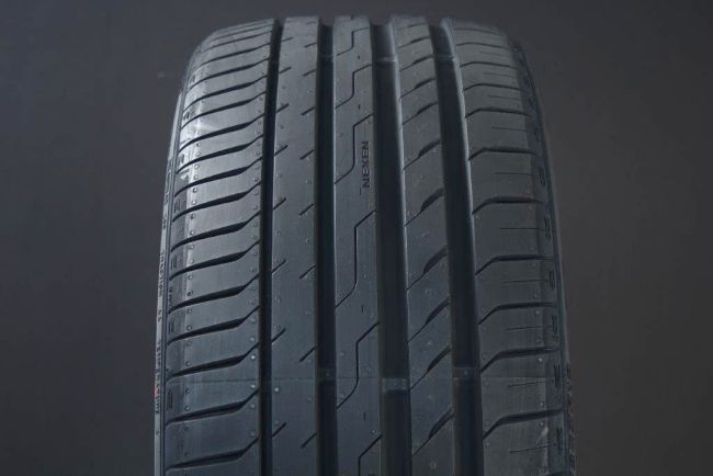 275/35R20 NEXEN N'FERA SPORT i gruppen DCK / SOMMARDCK hos Svenska Gummihuset AB (S2027535NEXNFSPOR)
