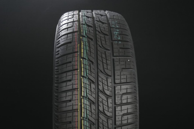 295/40R21 PIRELLI SCORPION ZERO