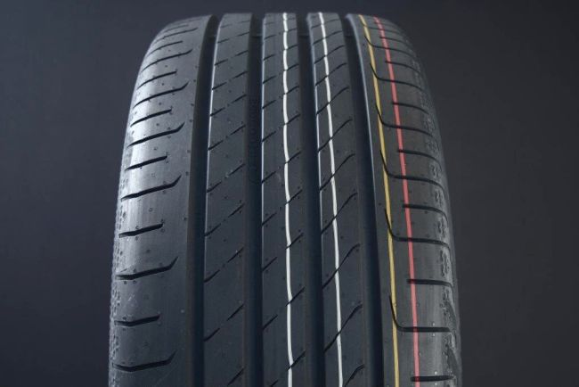 265/35R21 CONTINENTAL ECO CONTACT 7S i gruppen DCK / SOMMARDCK hos Svenska Gummihuset AB (S2126535COECO7S)