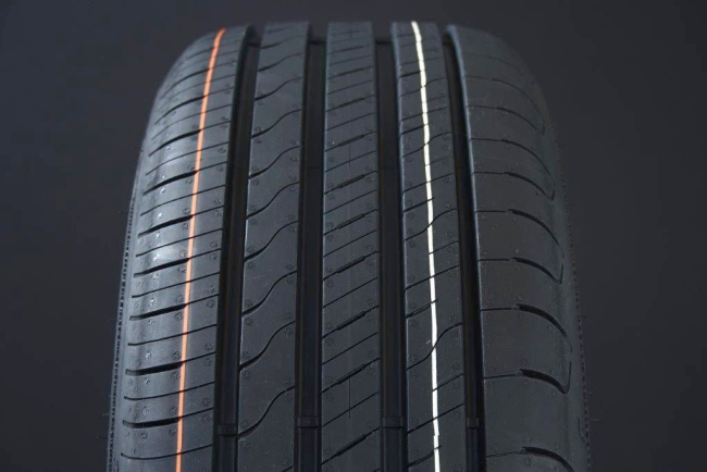 225/50R18 GOODYEAR EFFICIENTGRIP PERFORMANCE 2 i gruppen D�CK / SOMMARD�CK hos Svenska Gummihuset AB (S1822550GOEFF2)