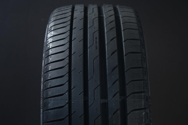 255/55R18 NEXEN N'FERA SPORT SUV DOT22 i gruppen D�CK / SOMMARD�CK hos Svenska Gummihuset AB (S1825555NEXNFSPORDOT)
