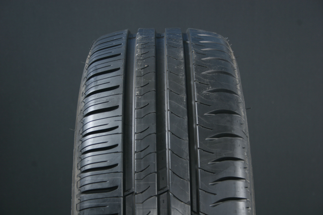 215/60R17 MICHELIN AGILIS + GRNX C-DCK DEMO i gruppen DCK / SOMMARDCK hos Svenska Gummihuset AB (S1721560MIAGGRNXDEMO)