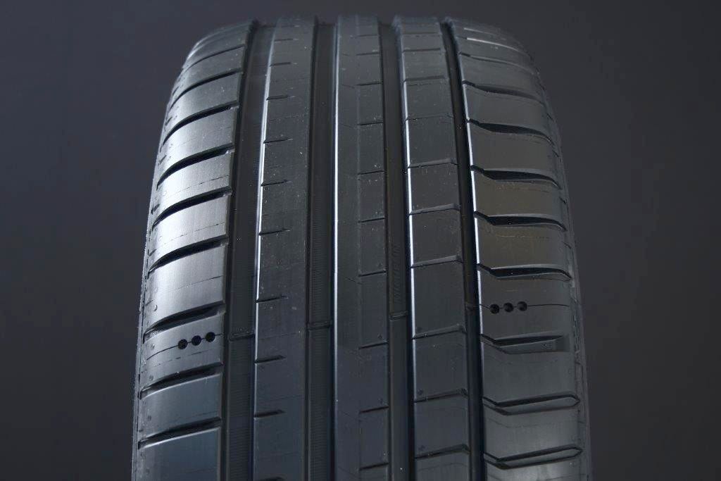 Köp 235/40R19 MICHELIN PILOT SPORT 5 till bra pris - Svenska Köp 235/40R19 MICHELIN PILOT SPORT 5 till bra pris - Svenska