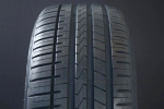 255/35R19 FALKEN AZENIS FK510 RUNFLAT i gruppen D�CK / SOMMARD�CK hos Svenska Gummihuset AB (S1925535FALAZ510RF)