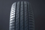 215/50R18 Delinte DS2 i gruppen D�CK / SOMMARD�CK hos Svenska Gummihuset AB (S1821550DELDS2)
